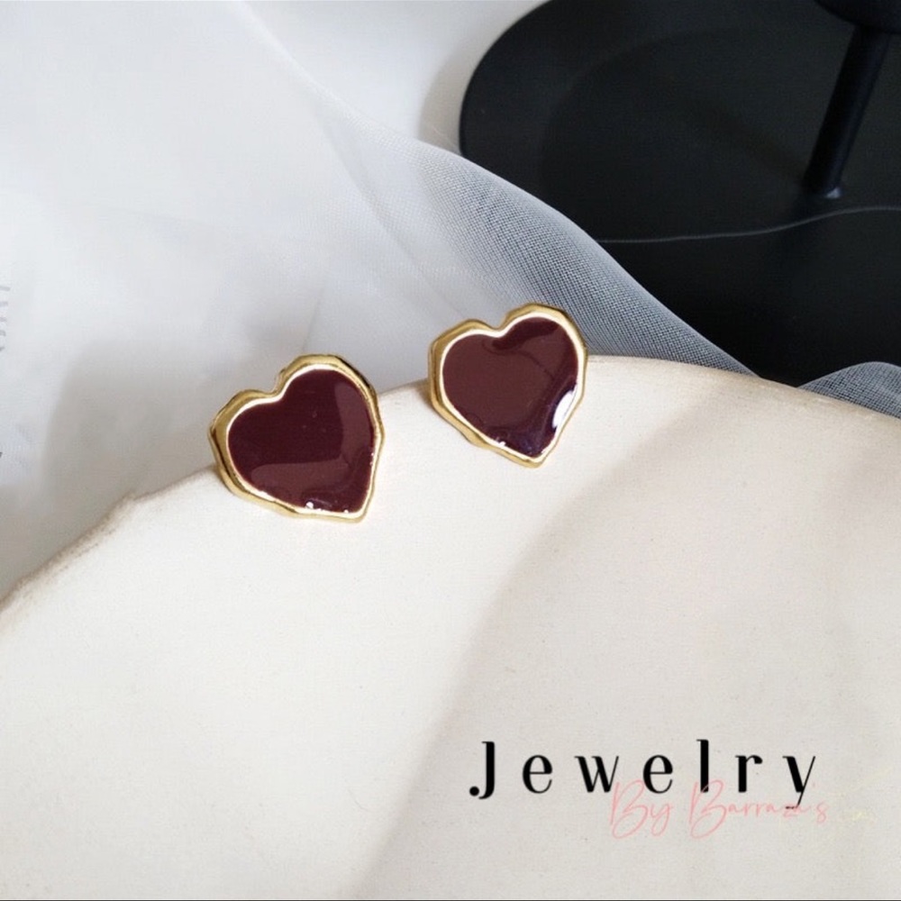 NWT fashion earrings - Picture 3 of 3
